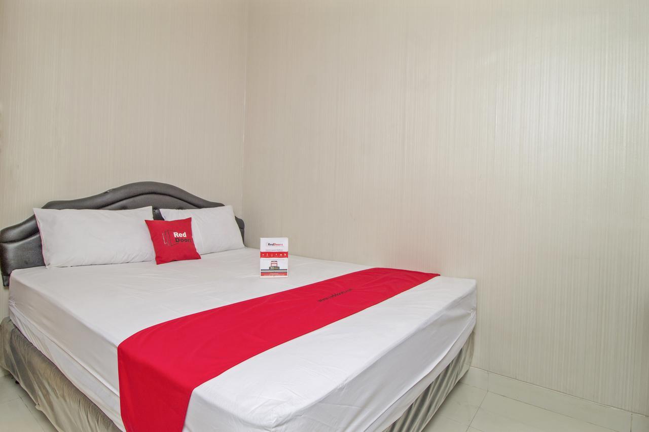 Готель Reddoorz @ Mangga Besar 2 Джакарта Екстер'єр фото
